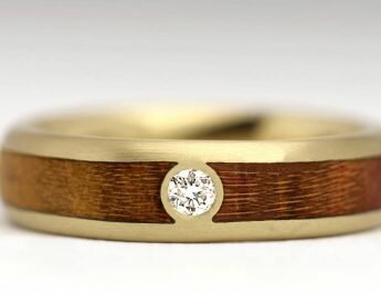 Anel de madeira, ouro e diamante - Justin Duance